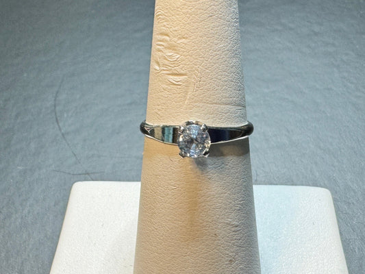 Light Blue Solitaire Sapphire Ring in Sterling Silver (0.5 ct, Size 6)