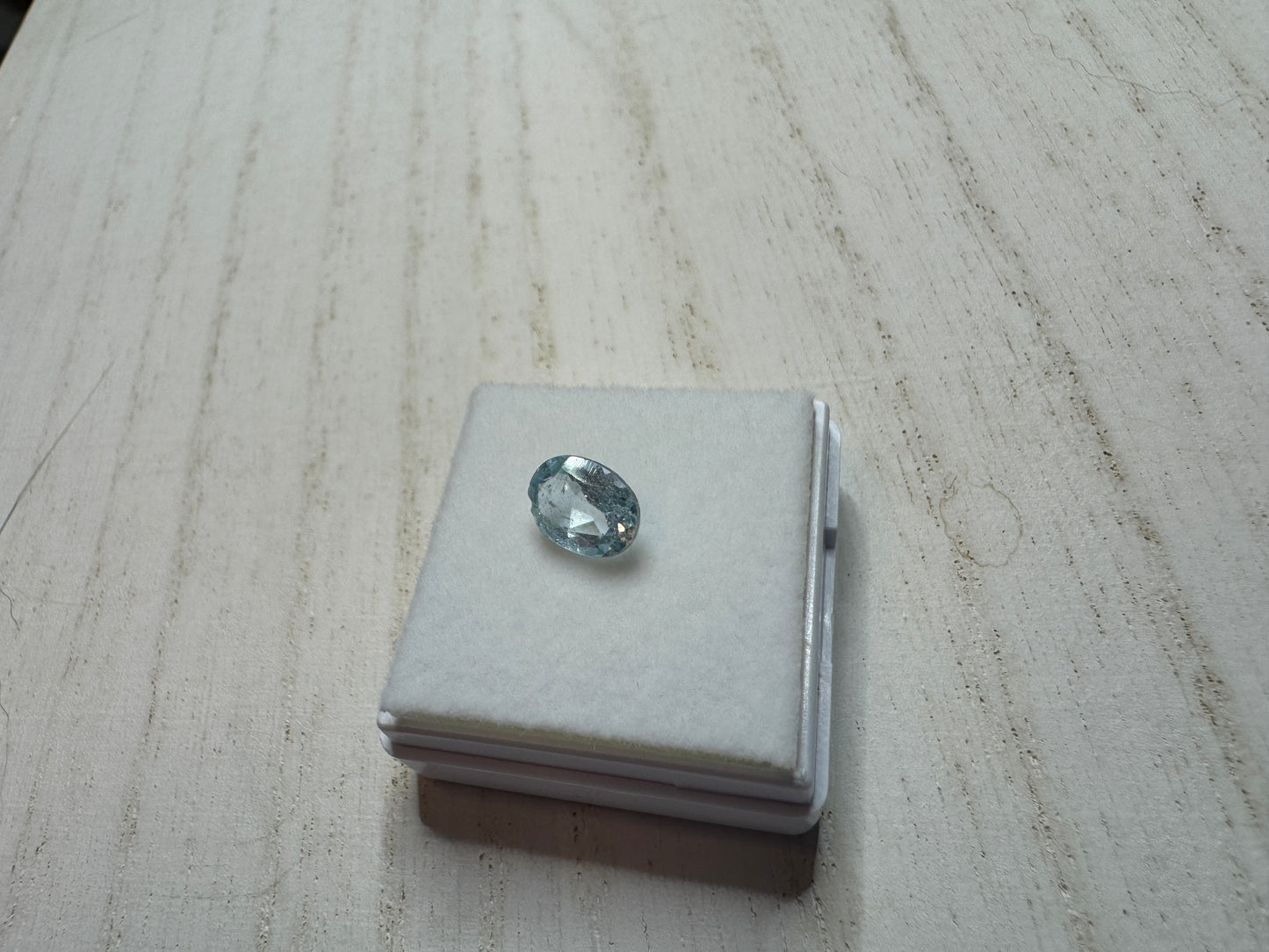 Enchanting Oval Cut Aquamarine 1.5cts