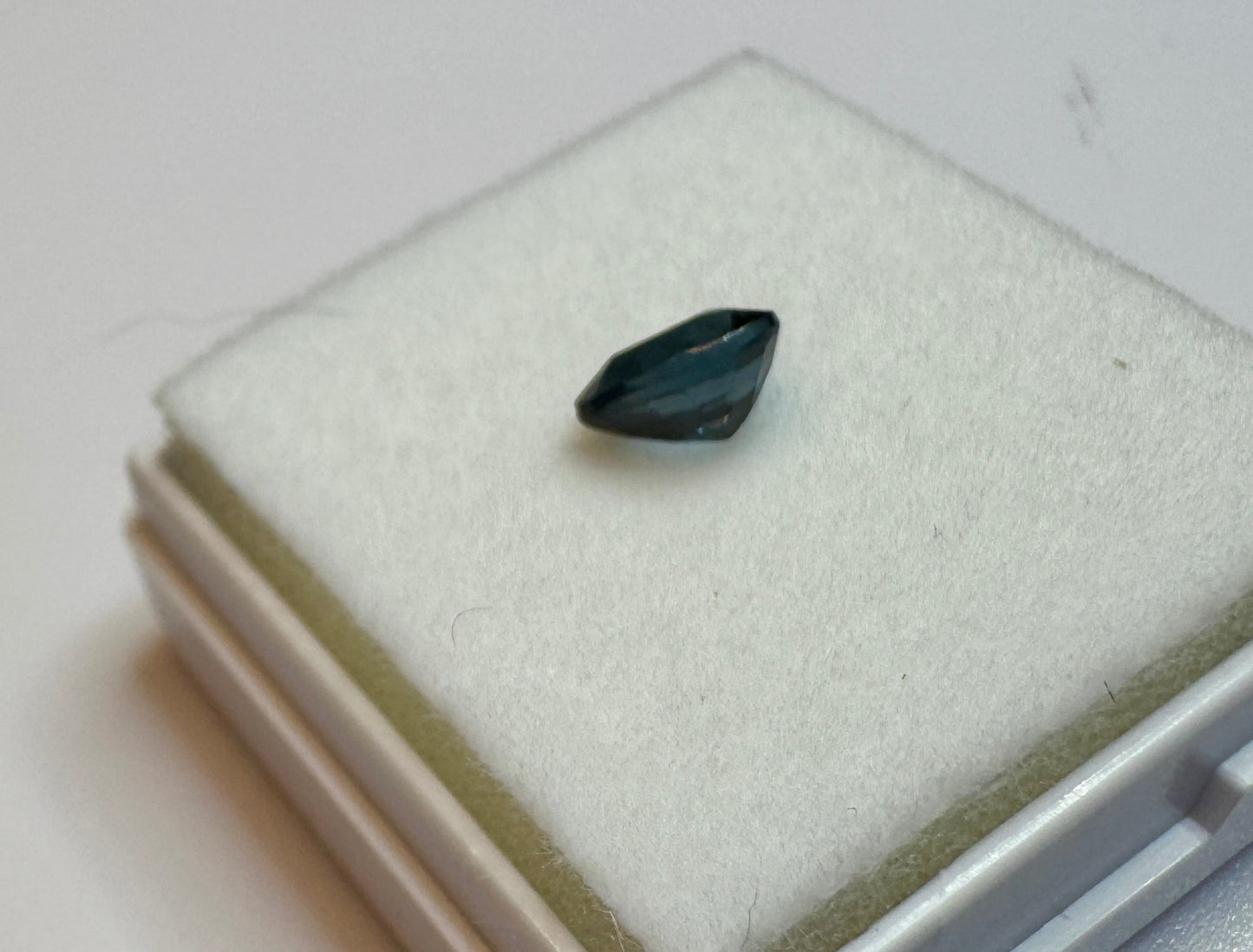 Blue Teardrop Shape Spinel (6x4mm, 0.6 carats)