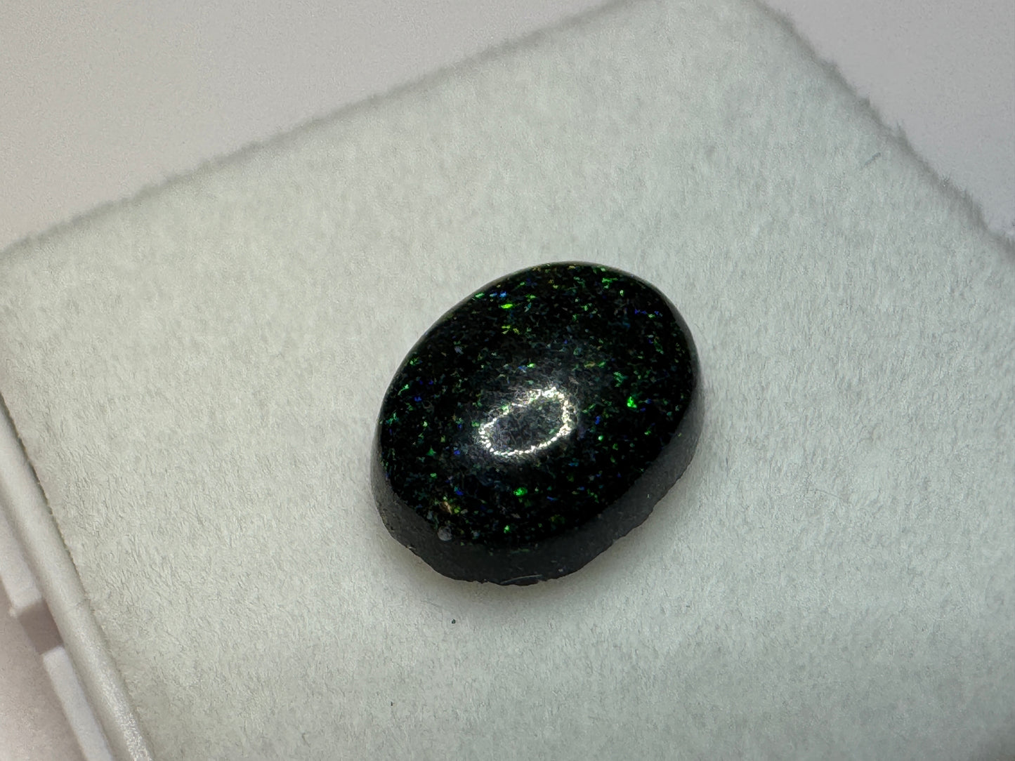 Australian Fairy Opal (9 x 7mm, 1.25 carats)