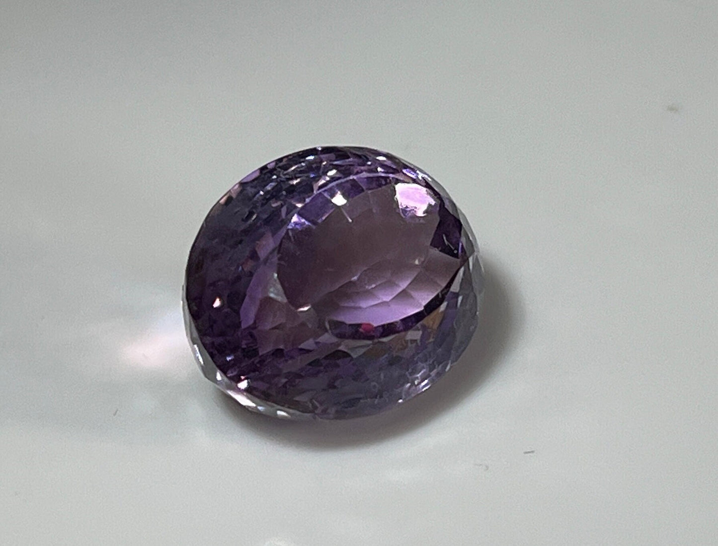 Stunning 23.25 carat AAA Quality Oval Amethyst Gemstone