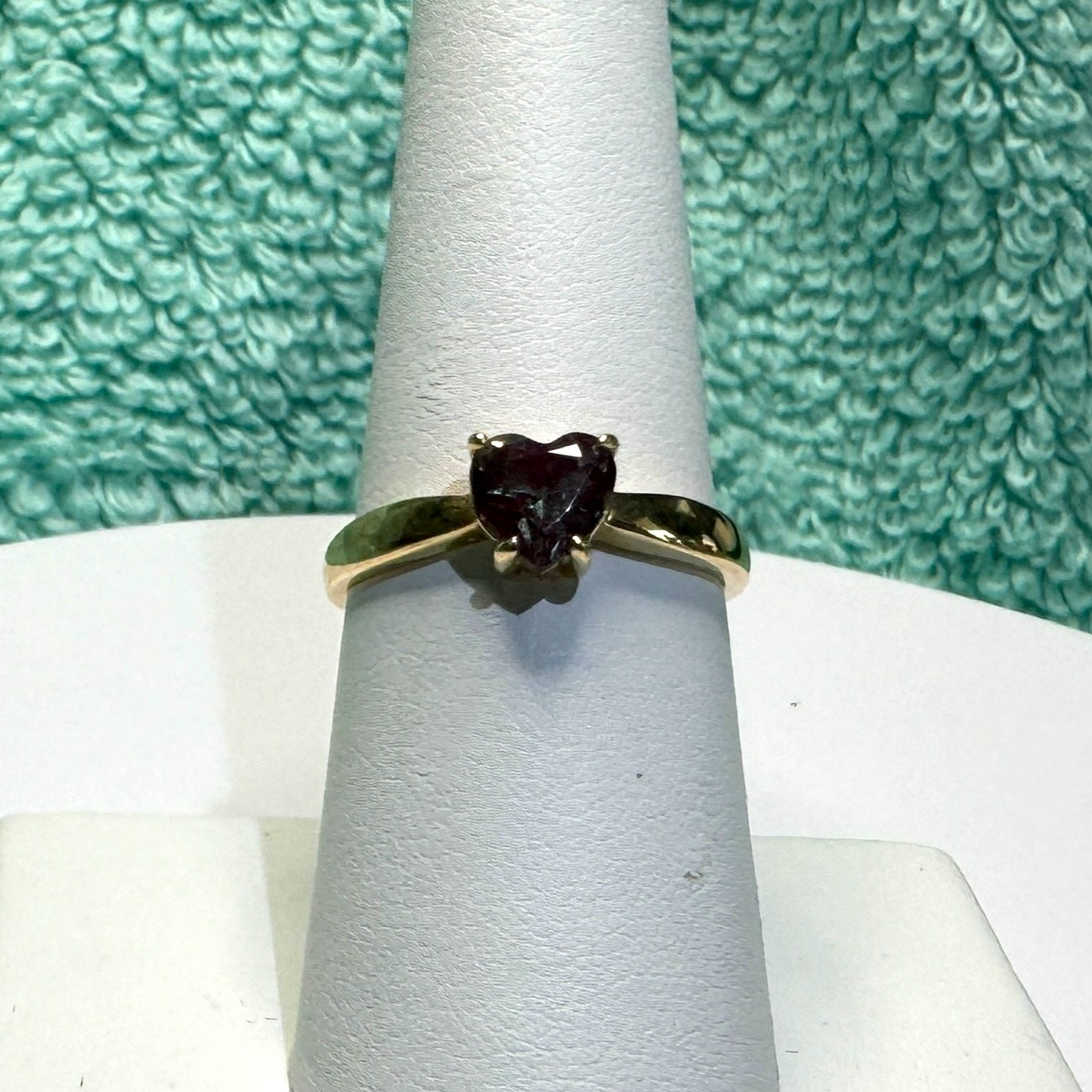 Stunning Heart Shape Lab Alexandrite Ring in 10K Gold
