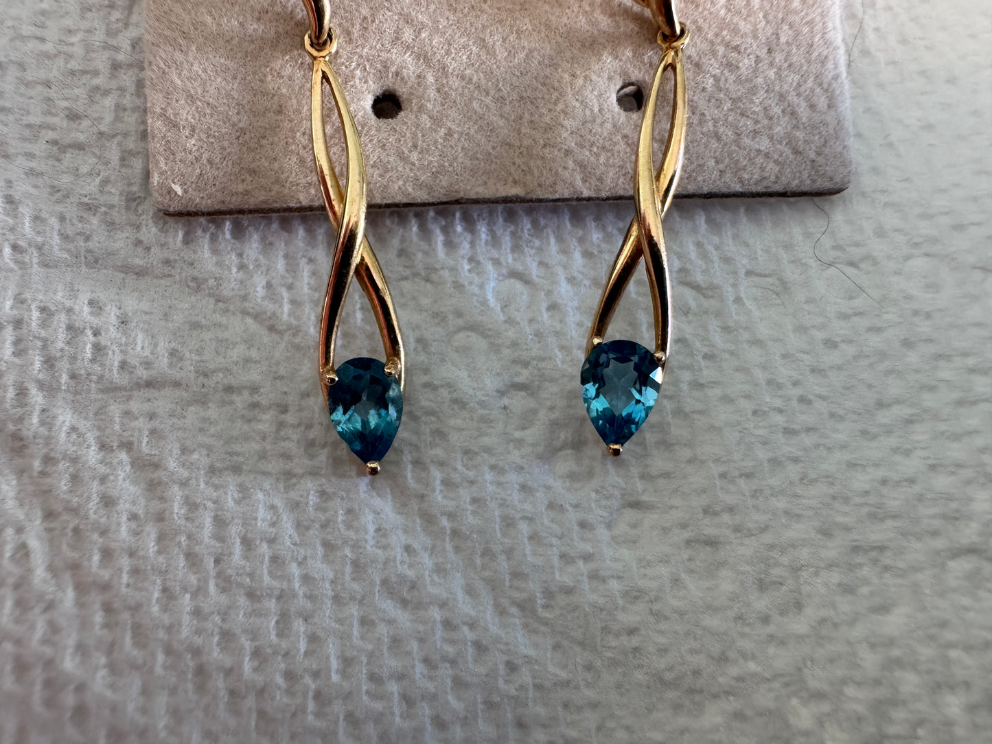 Estate 14k Gold Fashion Dangle Aquamarine Pear Earrings