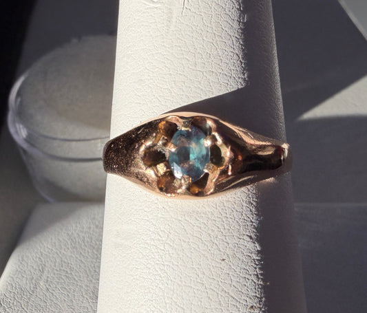 Stunning Natural Color-Change Alexandrite Ring – 14K Yellow Gold – Size 7.5