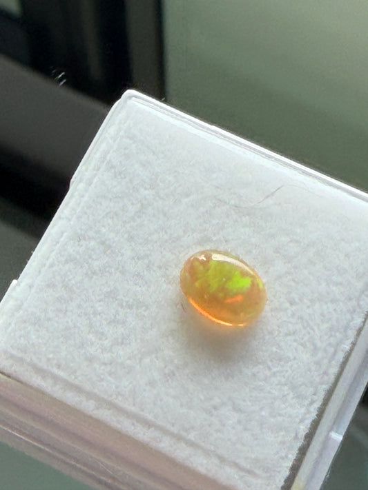 Natural Honey Ethiopian Opal – Welo Origin - 7x5mm - 0.40 carats