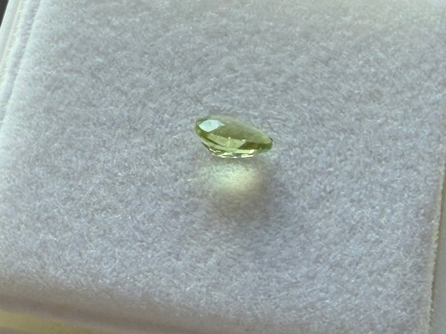 1 Pear Cut Peridot Gemstone (4x6mm)