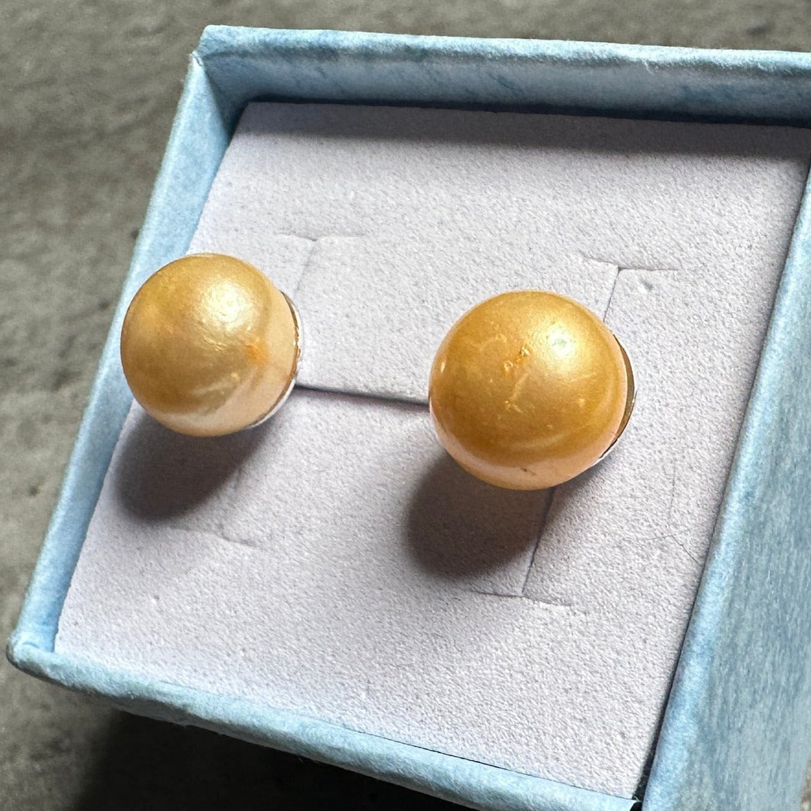 Eye Catching Golden Pearl Earrings w/ Large 9mm Pearl Gemstones